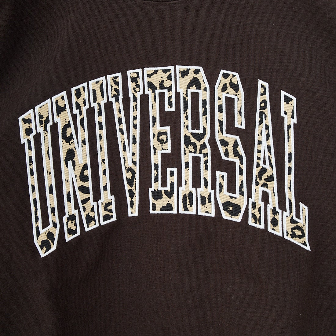 UNIVERSAL OVERALL [ユニバーサルオーバーオール] 別注 カレッジロゴデザイン クルーネックスウェット [U2531228IN-JF] BROWN