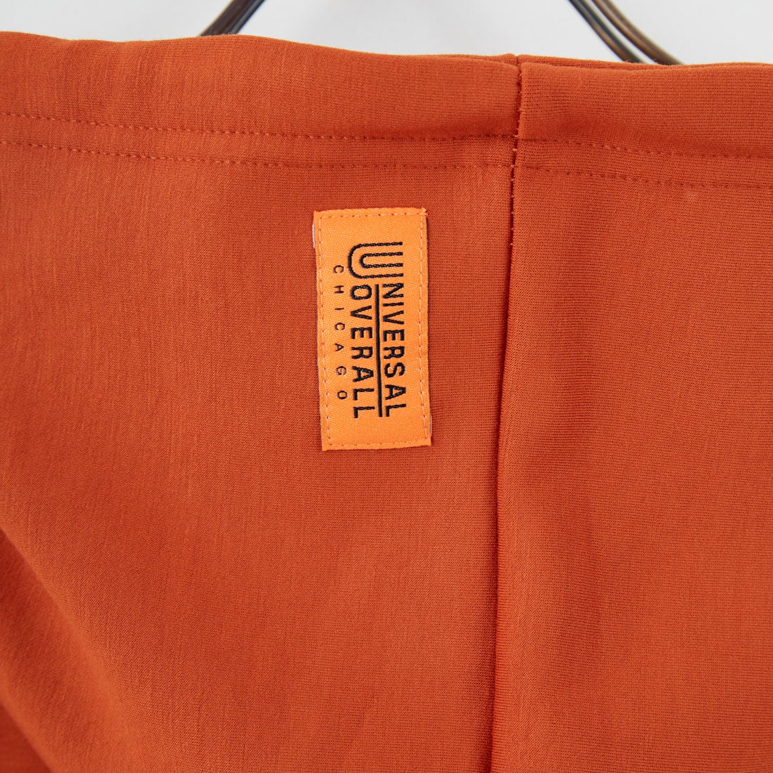 UNIVERSAL OVERALL [ユニバーサルオーバーオール] 別注 ワンポイントロゴ刺繍 ポンチ スウェットパーカー [U2531230IN-JF] ORANGE