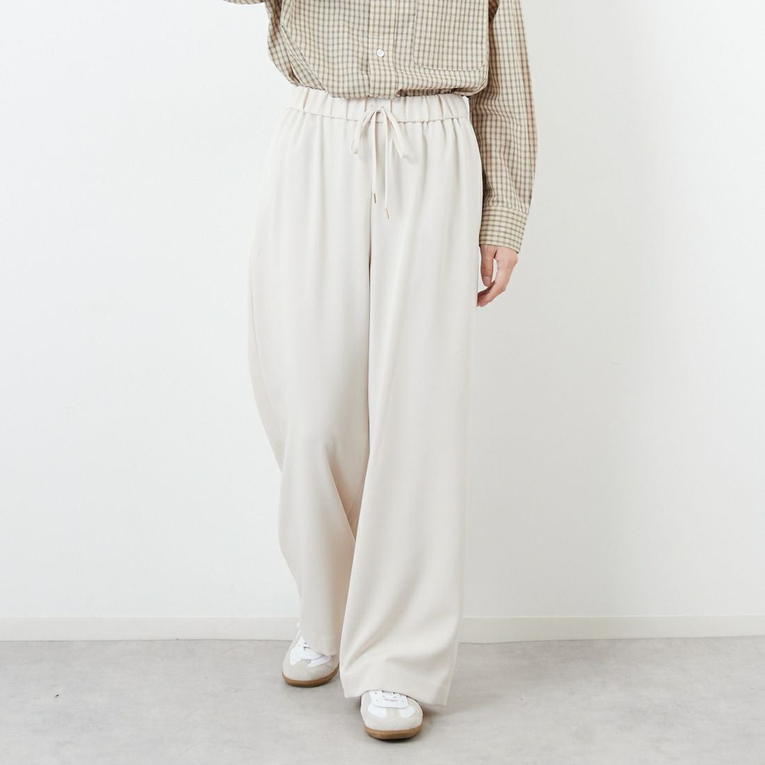 Jeans Factory Clothes [ジーンズファクトリークローズ] 杢調ツイルストレッチワイドパンツ [J-4826] 200 ﾍﾞｰｼﾞｭ &&モデル身長：162cm 着用サイズ：36&&