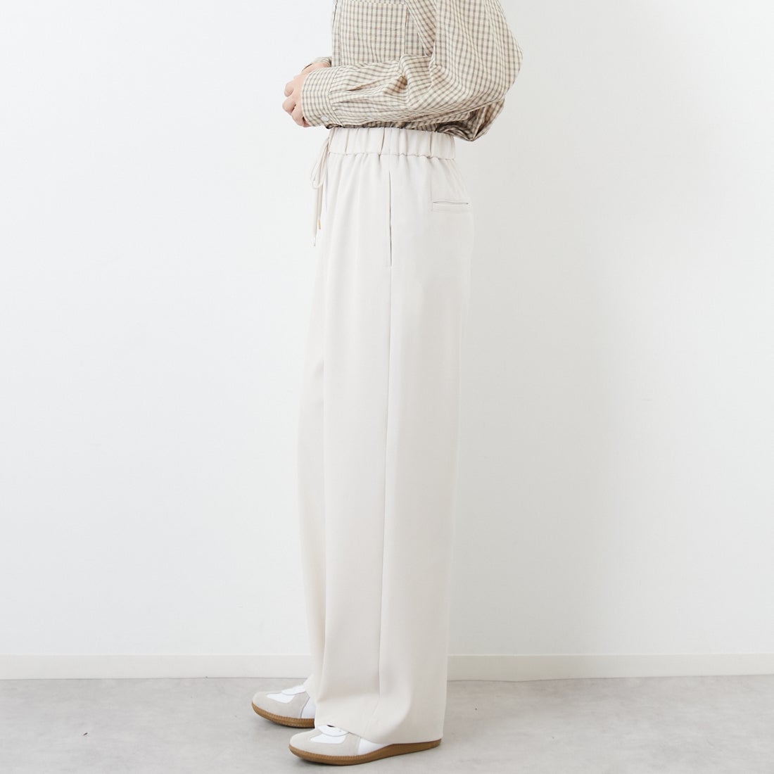 Jeans Factory Clothes [ジーンズファクトリークローズ] 杢調ツイルストレッチワイドパンツ [J-4826] 200 ﾍﾞｰｼﾞｭ &&モデル身長：162cm 着用サイズ：36&&
