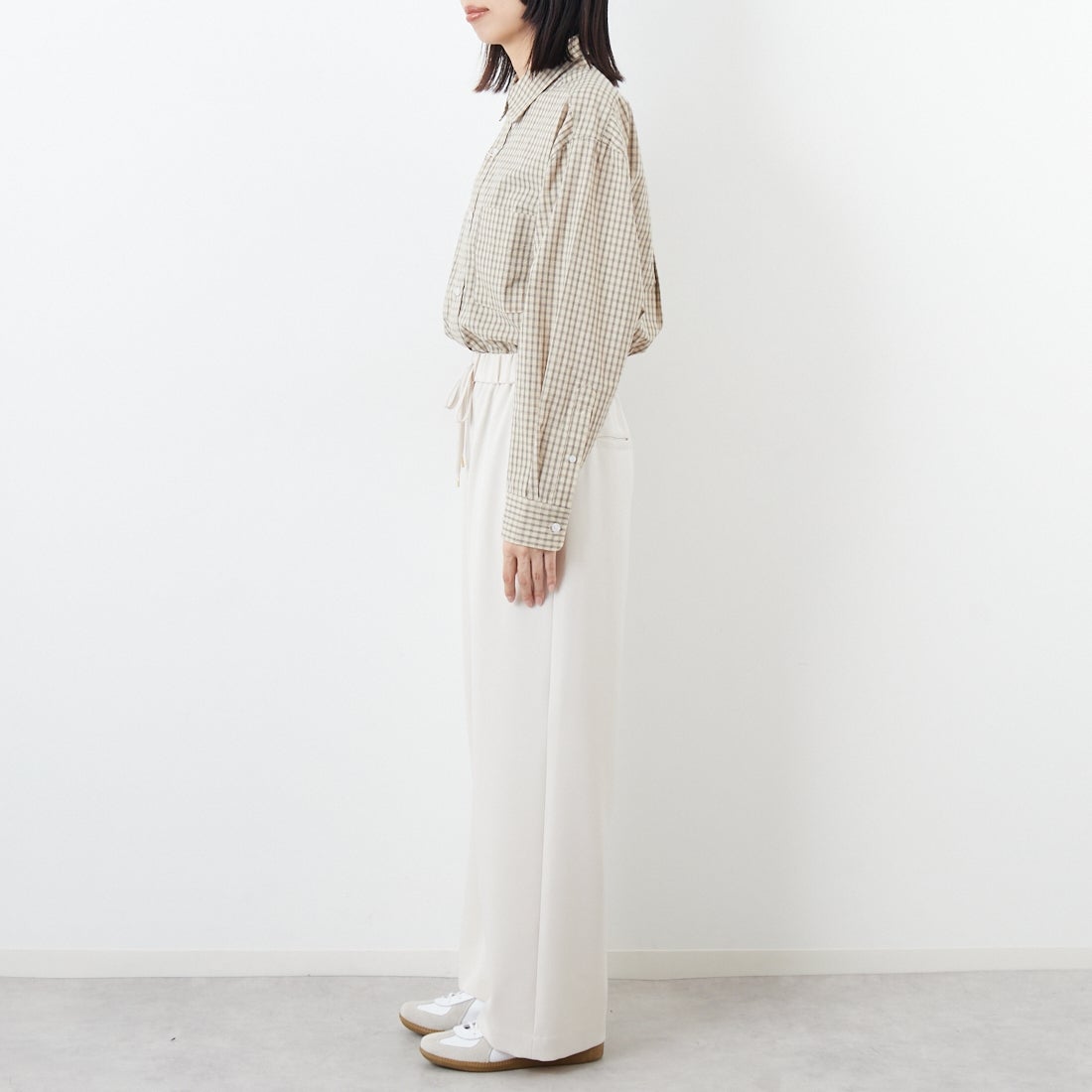 Jeans Factory Clothes [ジーンズファクトリークローズ] 杢調ツイルストレッチワイドパンツ [J-4826] 200 ﾍﾞｰｼﾞｭ &&モデル身長：162cm 着用サイズ：36&&