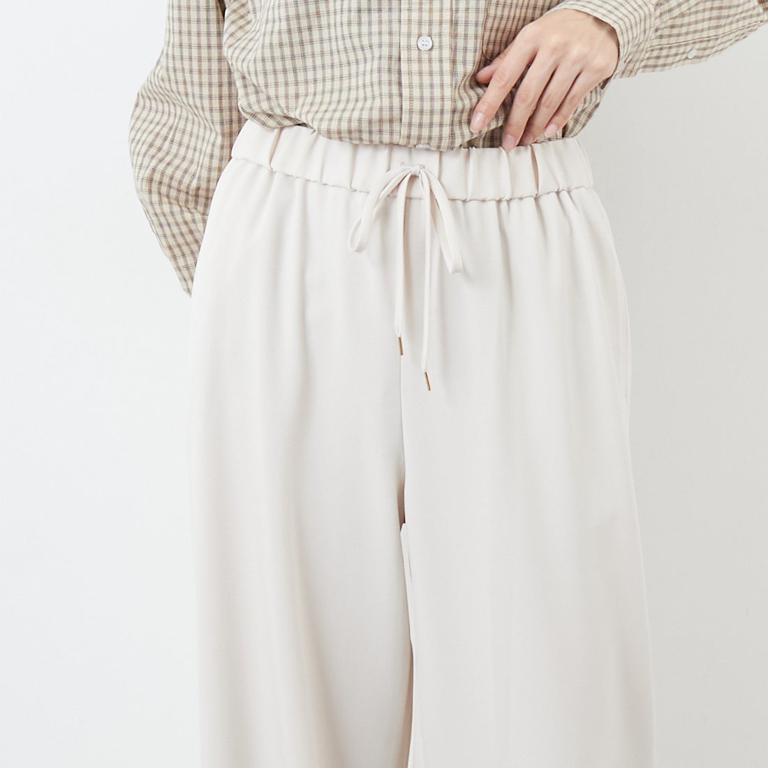 Jeans Factory Clothes [ジーンズファクトリークローズ] 杢調ツイルストレッチワイドパンツ [J-4826] 200 ﾍﾞｰｼﾞｭ &&モデル身長：162cm 着用サイズ：36&&