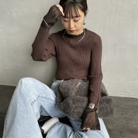 28 BROWN&&モデル身長：150cm 着用サイズ：F&&