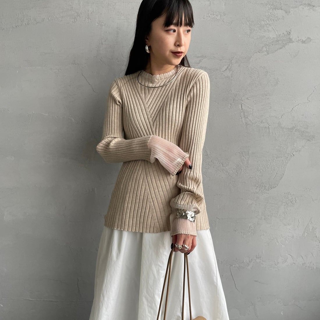 nenom [ネノム] ラメ袖切り替え ランダムリブニット [NE25131024] 22 BEIGE