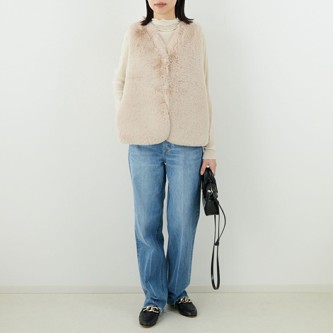 Jeans Factory Clothes [ジーンズファクトリークローズ] エコファーベスト [330021] 153 ﾍﾞｰｼﾞｭ &&モデル身長：162cm 着用サイズ：F&&