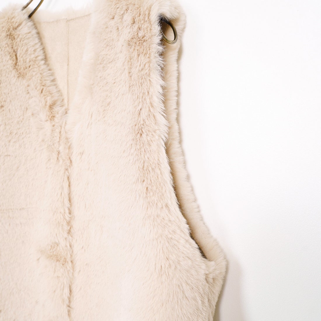 Jeans Factory Clothes [ジーンズファクトリークローズ] エコファーベスト [330021] 153 ﾍﾞｰｼﾞｭ