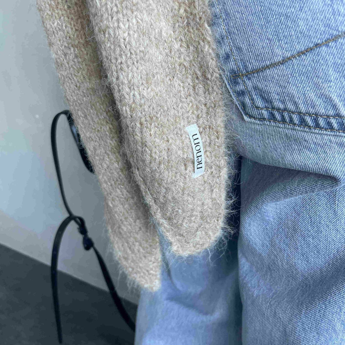 nenom [ネノム] マルチWAYニットスカーフ [NE25131031] 22 BEIGE