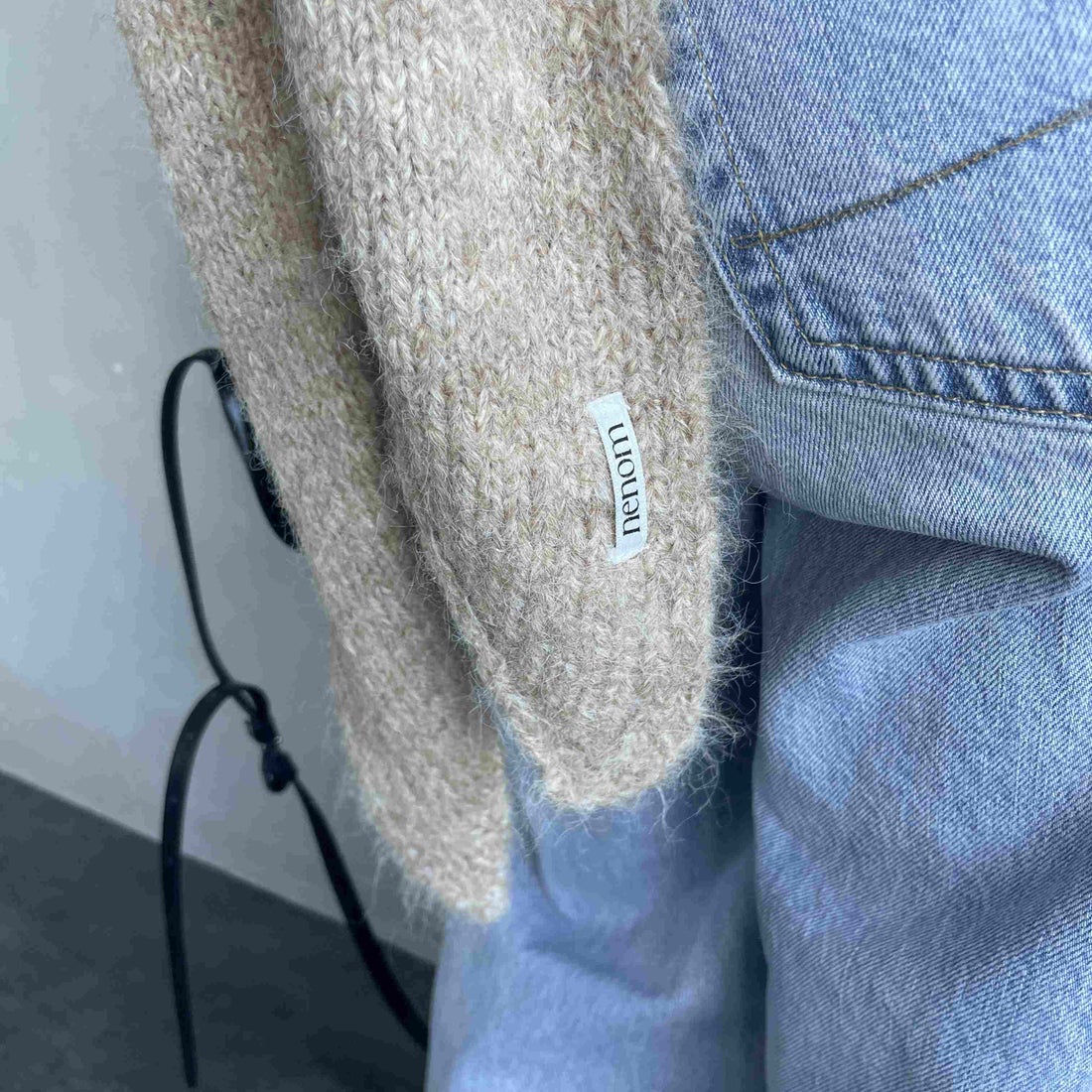 nenom [ネノム] マルチWAYニットスカーフ [NE25131031] 22 BEIGE