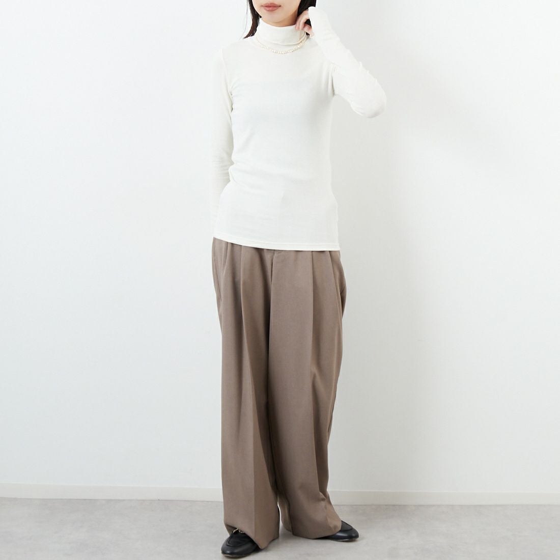 USINE [ユジーヌ] エンジェルウールタートルネックカットソー [21256067] 031 ｱｲﾎﾞﾘｰ &&モデル身長：162cm 着用サイズ：36&&