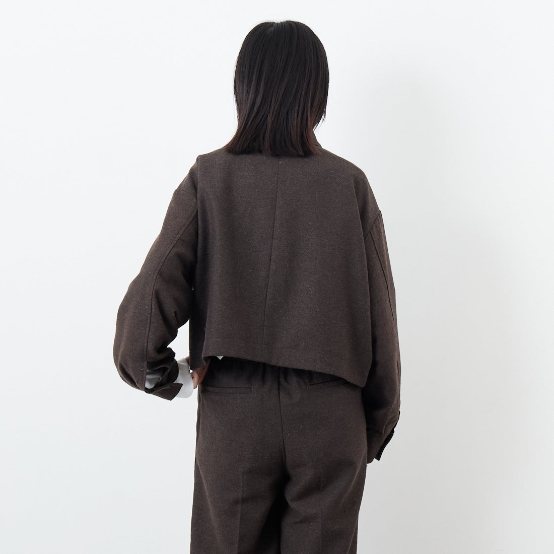 Noir Fabrik [ヌワールファブリック] ジップジャケット [IN2-JK-5] BROWN &&モデル身長：162cm 着用サイズ：F&&