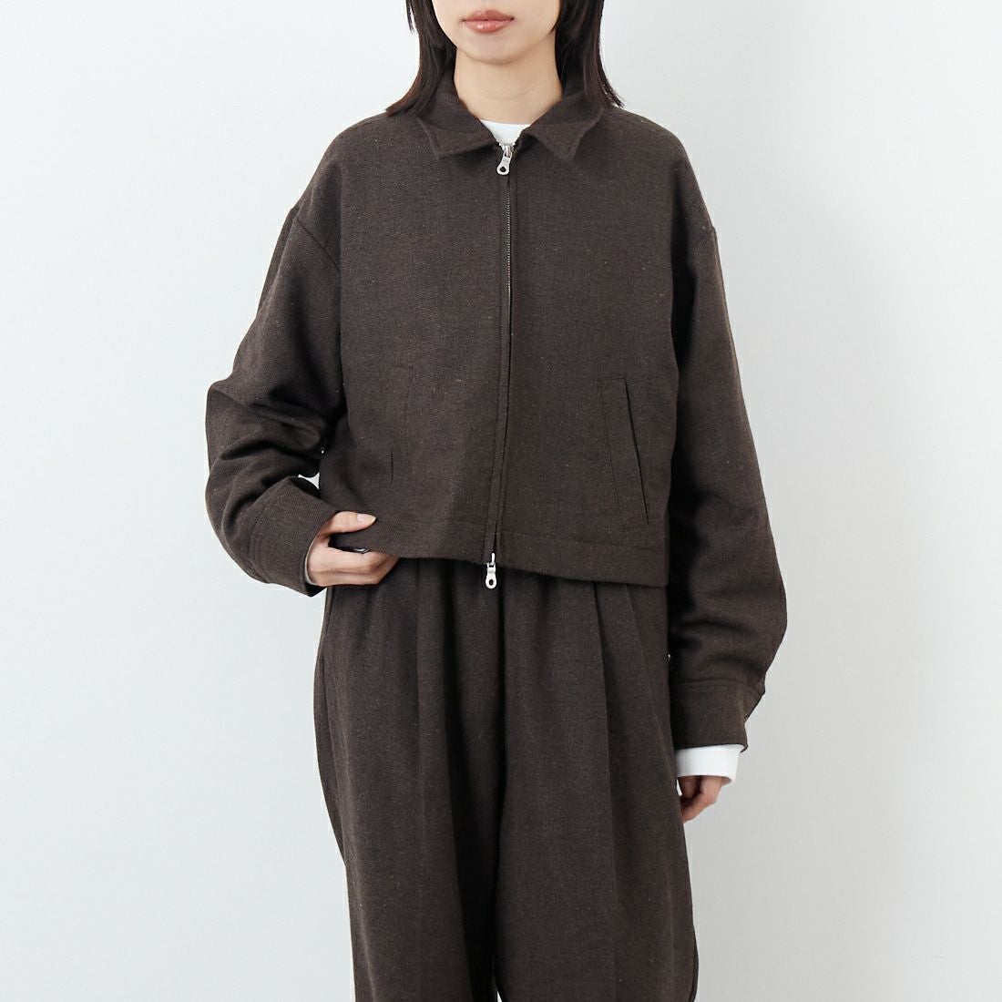 Noir Fabrik [ヌワールファブリック] ジップジャケット [IN2-JK-5] BROWN &&モデル身長：162cm 着用サイズ：F&&