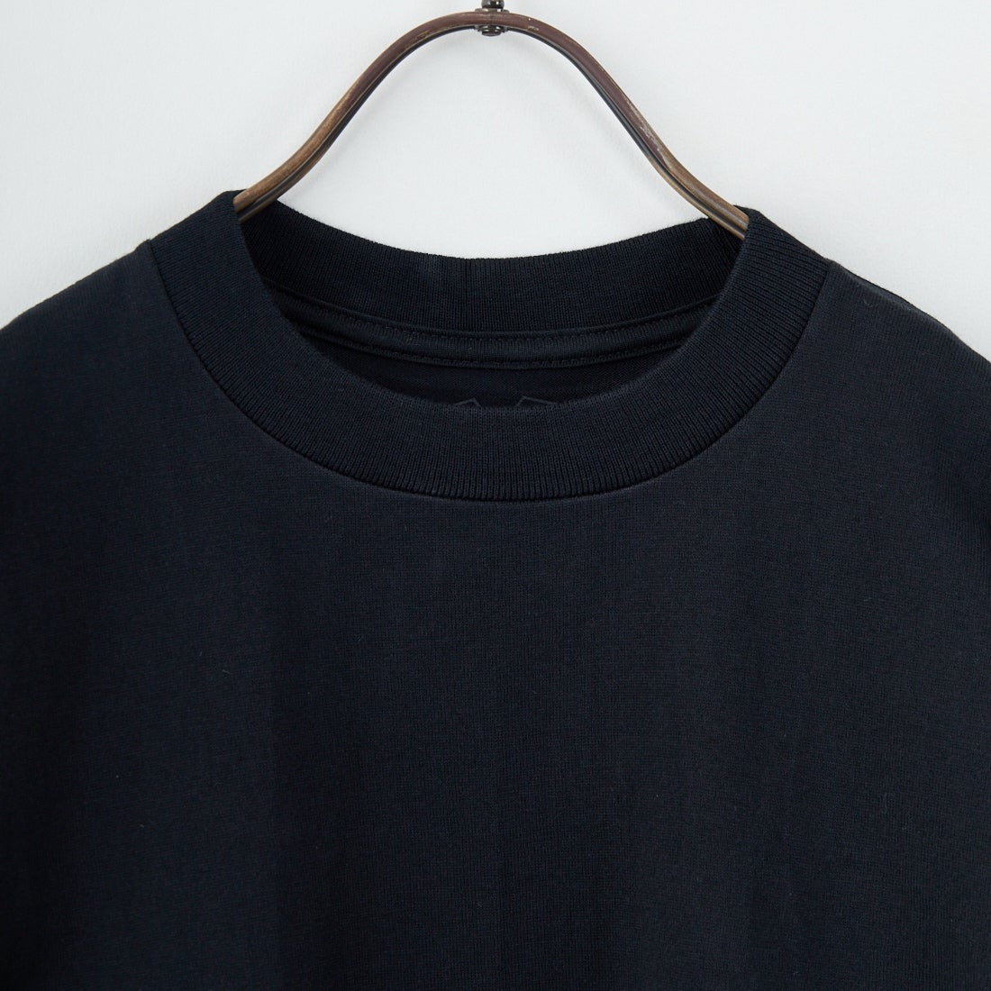 Hanes [ヘインズ] KURO クルーネックロングスリーブTシャツ [HM4-C201] 090 ﾌﾞﾗｯｸ