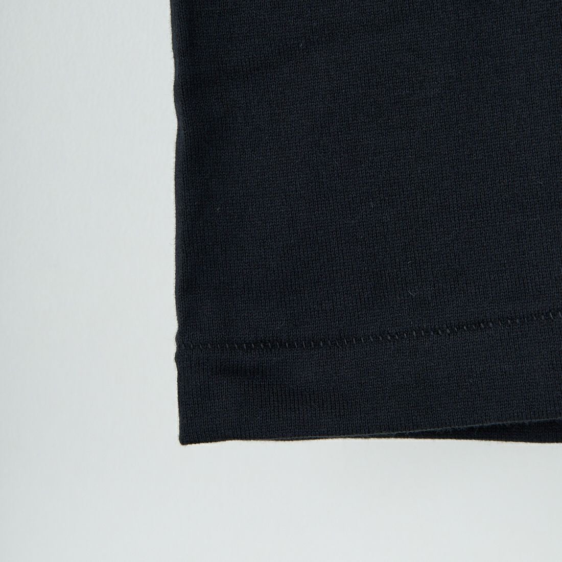 Hanes [ヘインズ] KURO クルーネックロングスリーブTシャツ [HM4-C201] 090 ﾌﾞﾗｯｸ