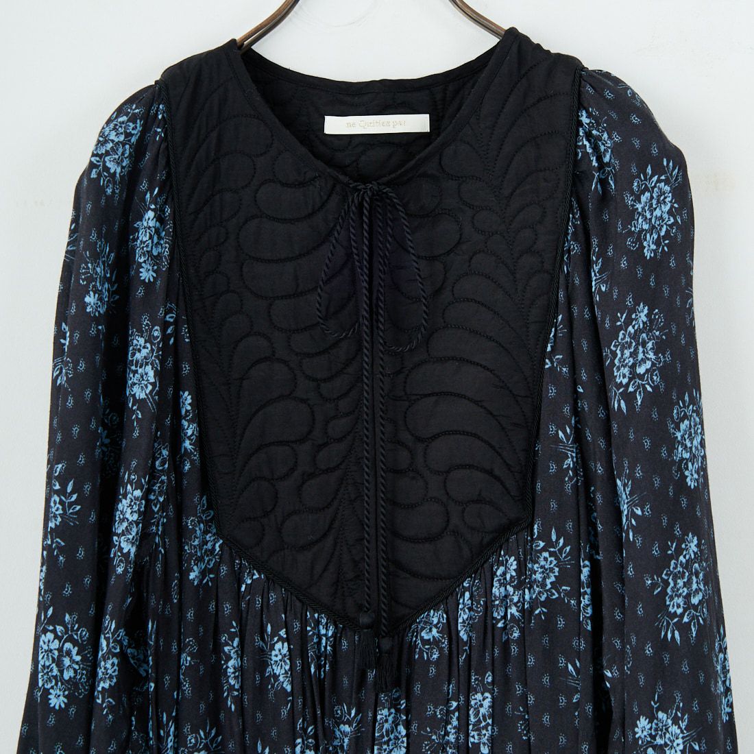 ne Quittez pas [ヌキテパ] シャンタンジャガード ポピープリントヨークドレス [010452WL1] 09 BLACK