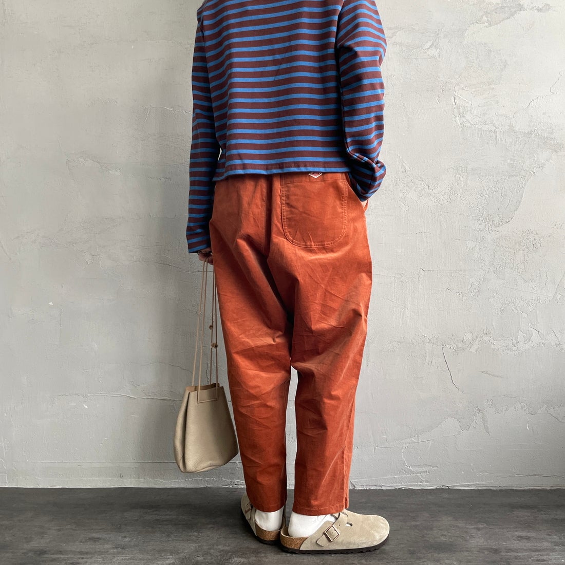 DANTON [ダントン] ストレッチコーデュロイ イージーパンツ [JD-2540SRC] ORANGE &&モデル身長：158cm 着用サイズ：36&&