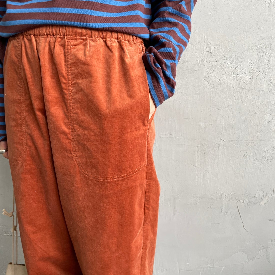 DANTON [ダントン] ストレッチコーデュロイ イージーパンツ [JD-2540SRC] ORANGE &&モデル身長：158cm 着用サイズ：36&&