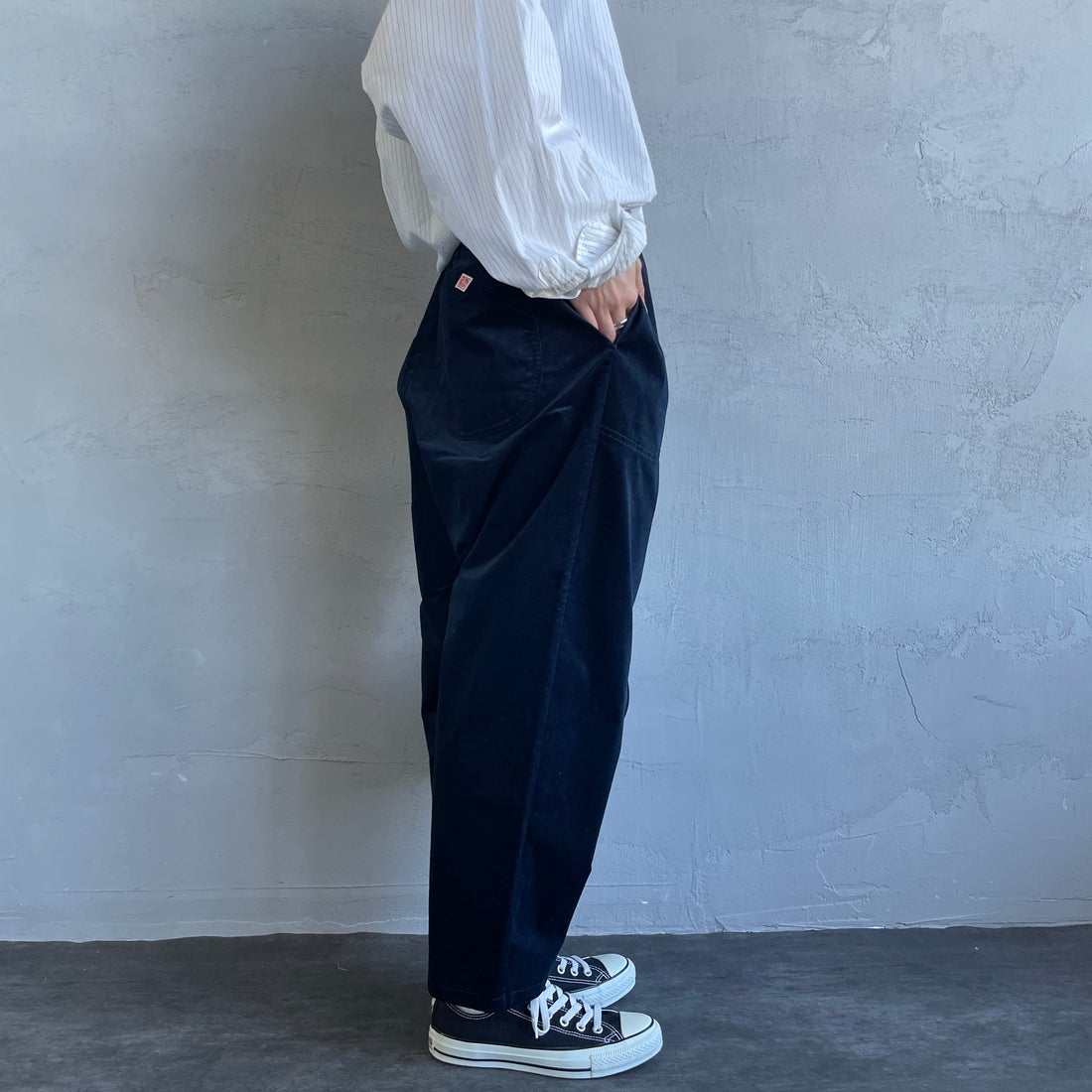 DANTON [ダントン] ストレッチコーデュロイ イージーパンツ [JD-2540SRC] DK.BLUE &&モデル身長：158cm 着用サイズ：36&&