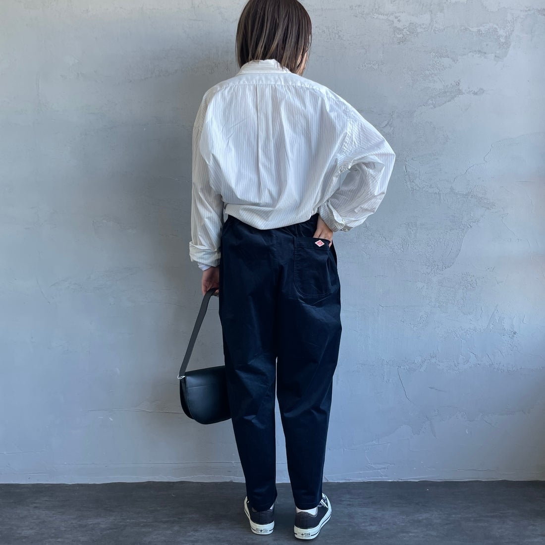 DANTON [ダントン] ストレッチコーデュロイ イージーパンツ [JD-2540SRC] DK.BLUE &&モデル身長：158cm 着用サイズ：36&&