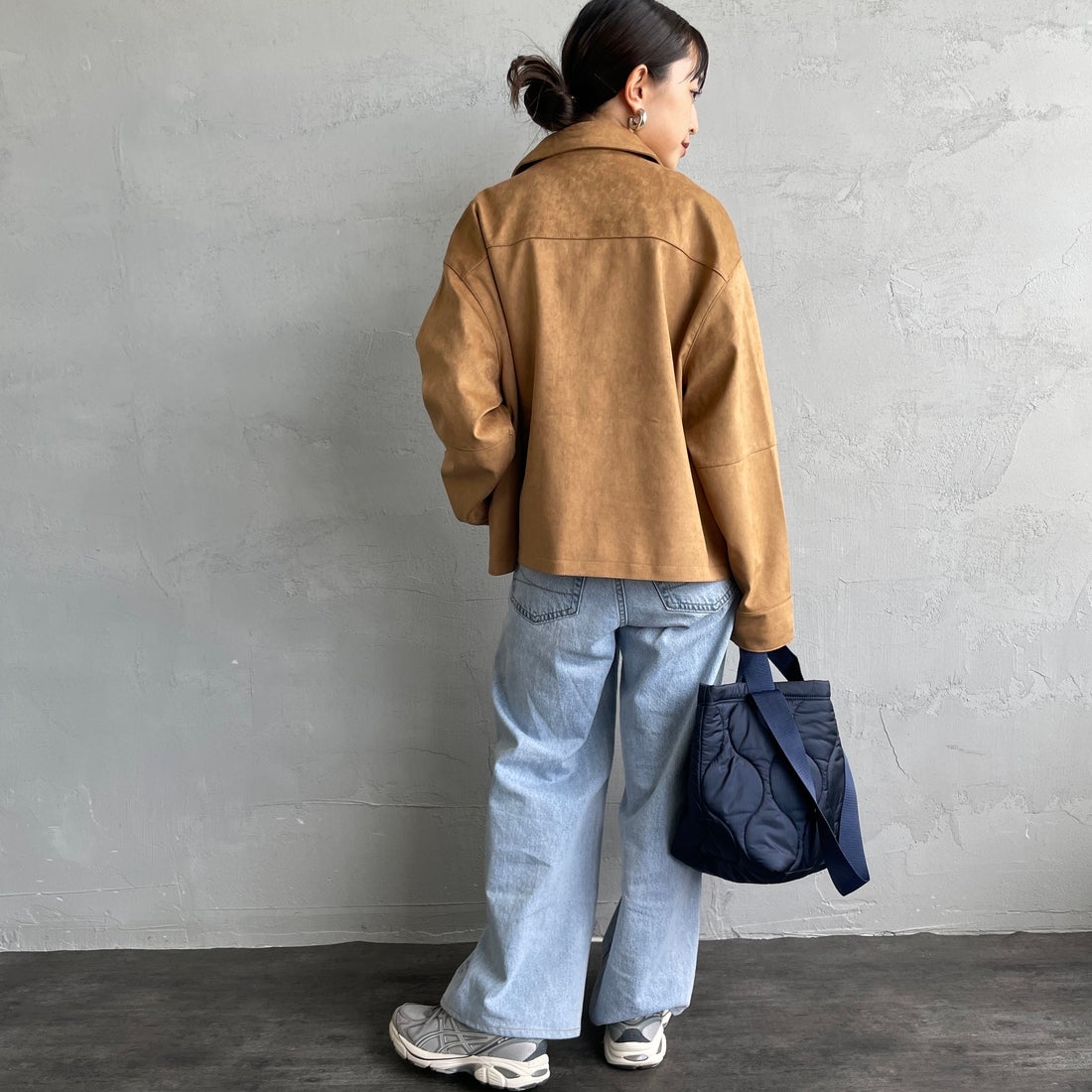 Noir Fabrik [ヌワールファブリック] スエードジャケット [25495-HN] CAMEL &&モデル身長：150cm 着用サイズ：F&&