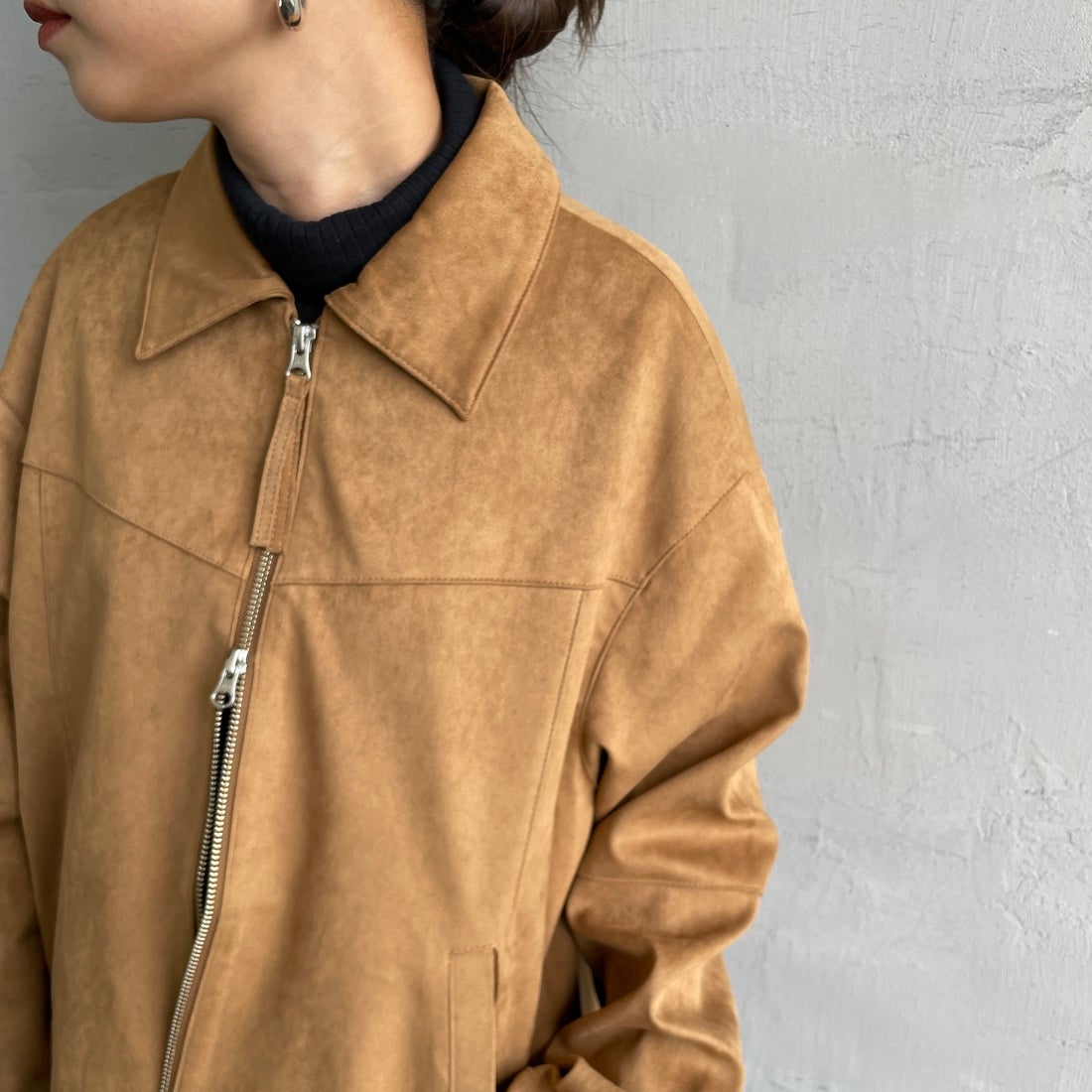 Noir Fabrik [ヌワールファブリック] スエードジャケット [25495-HN] CAMEL &&モデル身長：150cm 着用サイズ：F&&
