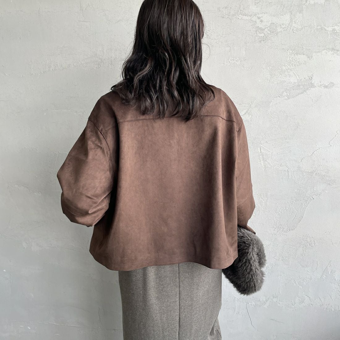 Noir Fabrik [ヌワールファブリック] スエードジャケット [25495-HN] BROWN &&モデル身長：160cm 着用サイズ：F&&