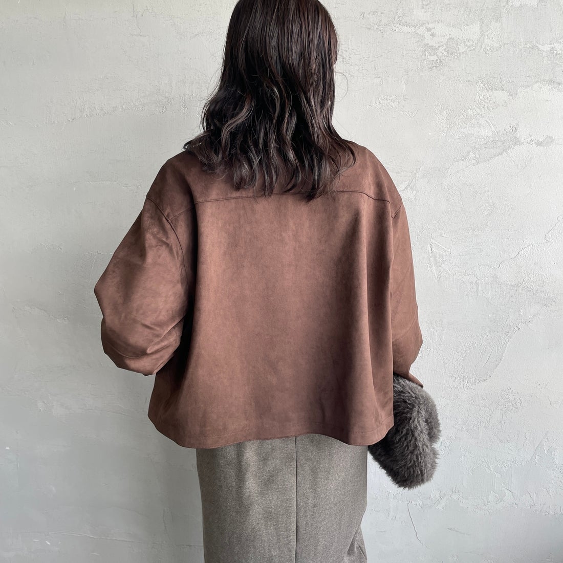 Noir Fabrik [ヌワールファブリック] スエードジャケット [25495-HN] BROWN &&モデル身長：160cm 着用サイズ：F&&