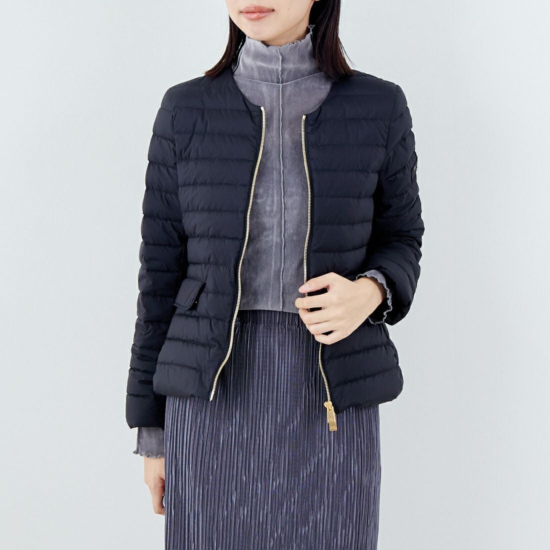 TATRAS [タトラス] NOKO ライトダウンジャケット [LJXA0027013588] BLACK &&モデル身長：162cm 着用サイズ：2&&