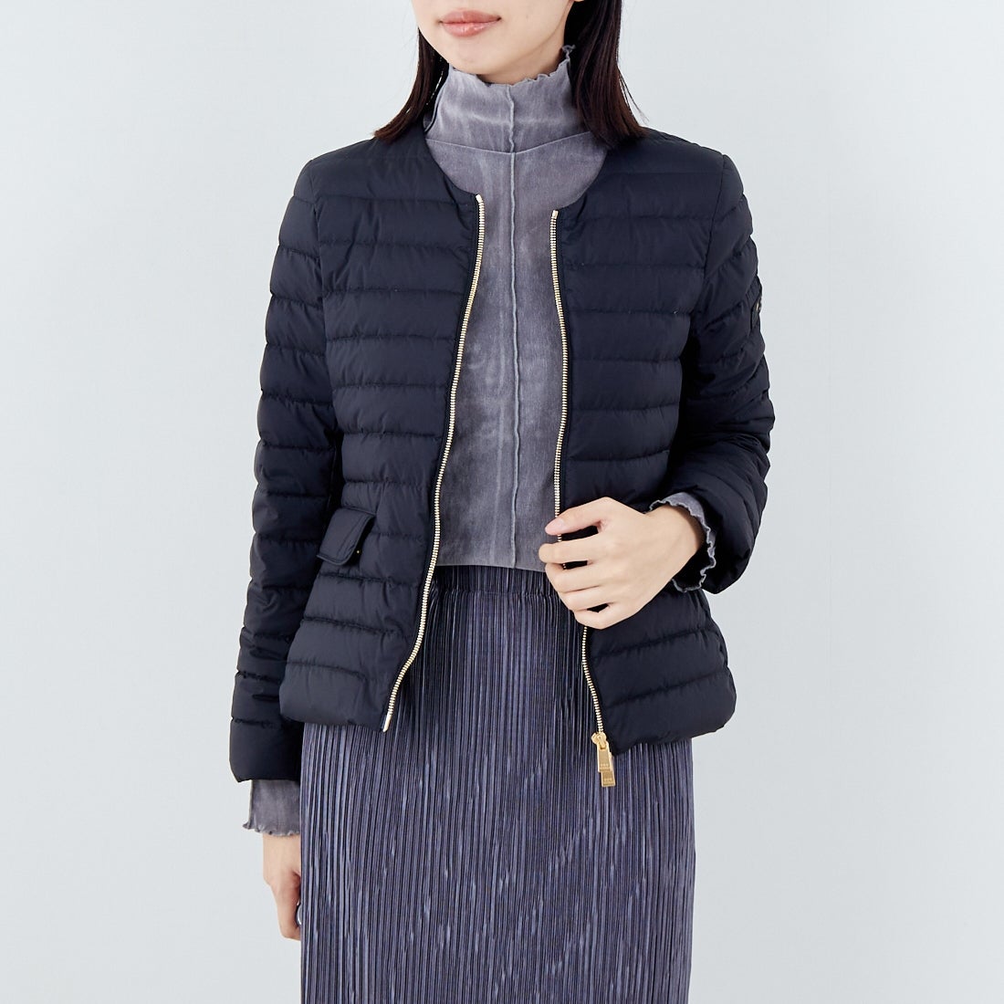 TATRAS [タトラス] NOKO ライトダウンジャケット [LJXA0027013588] BLACK &&モデル身長：162cm 着用サイズ：2&&