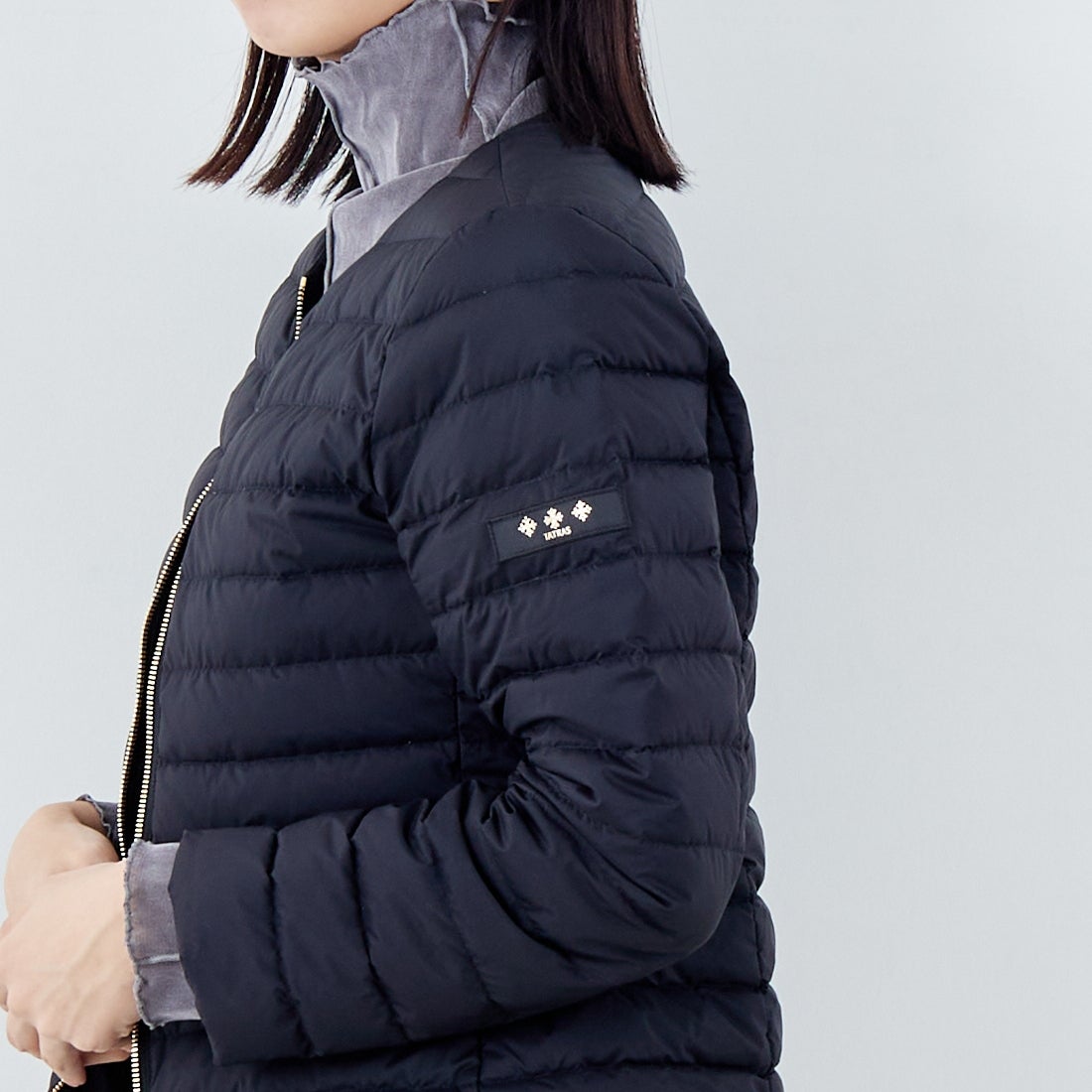 TATRAS [タトラス] NOKO ライトダウンジャケット [LJXA0027013588] BLACK &&モデル身長：162cm 着用サイズ：2&&