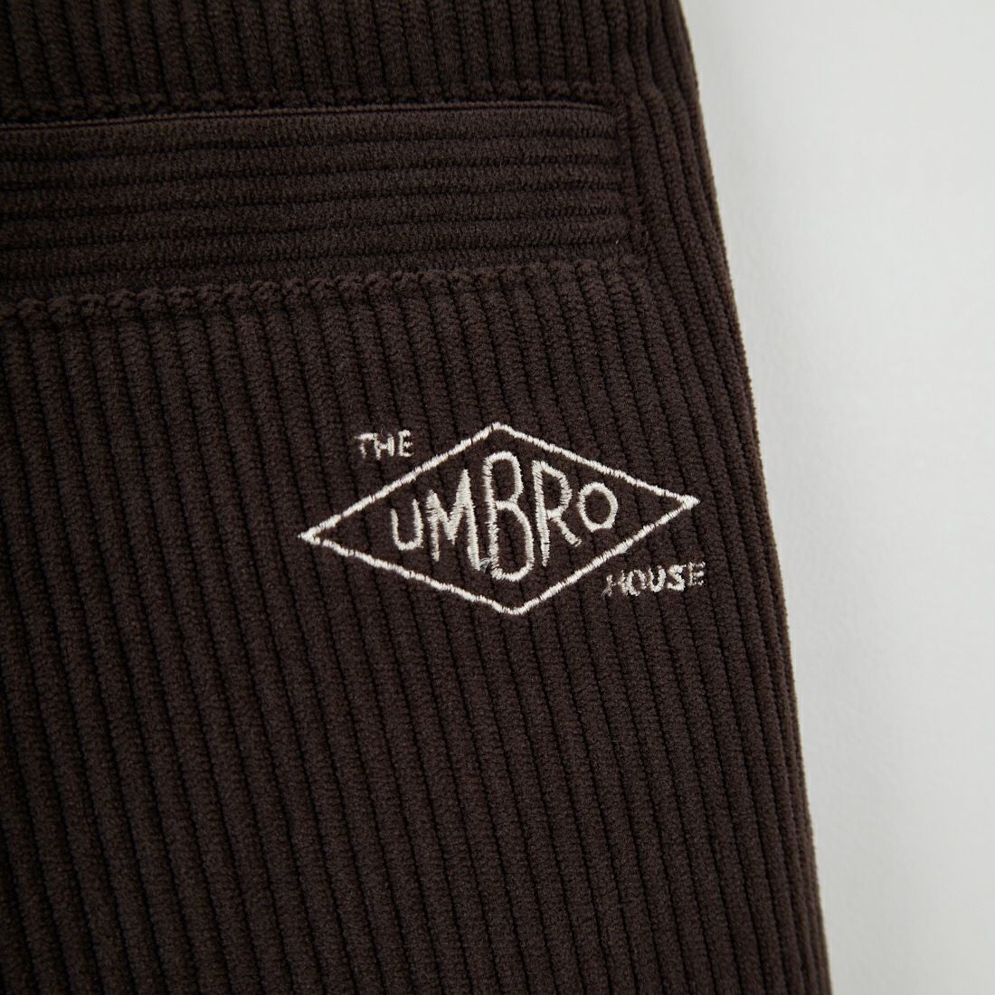 UMBRO HOUSE [アンブロハウス] コーデュロイトラックパンツ [UMHO25AW-PT01] BROWN