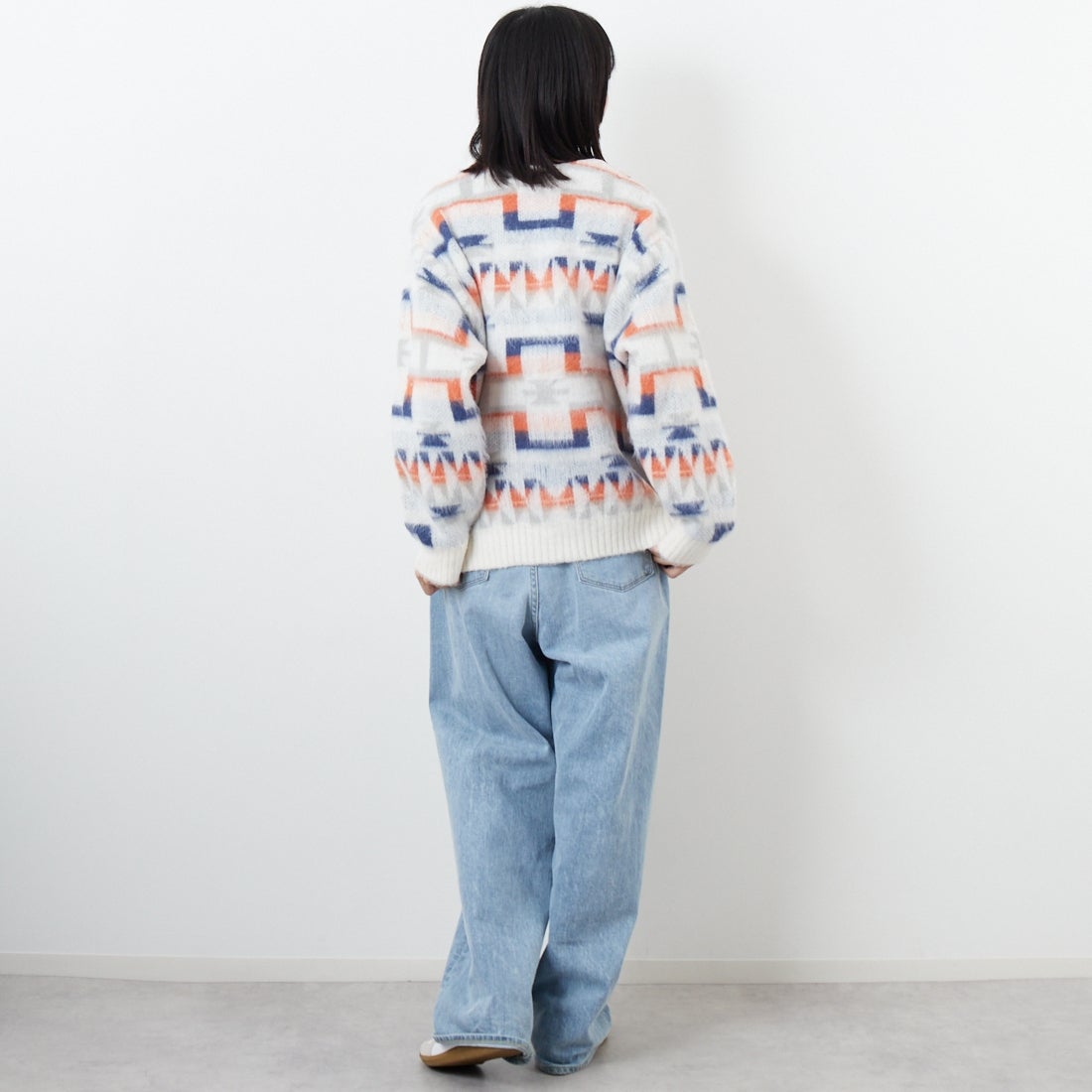 Jf Ready Made [ジェイエフレディメイド] バルキージャガードカーディガン [254AN2CD022JF] WHT &&モデル身長：162cm 着用サイズ：F&&