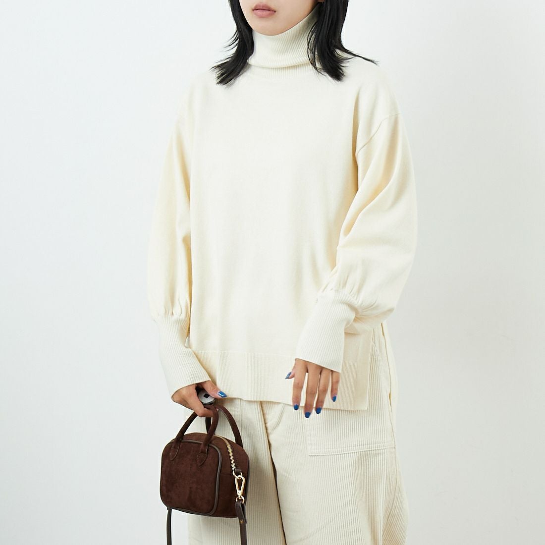 Jf Ready Made [ジェイエフレディメイド] スリットタートルネックニット [3106204] 104 ｵﾌｰ &&モデル身長：167cm 着用サイズ：F&&