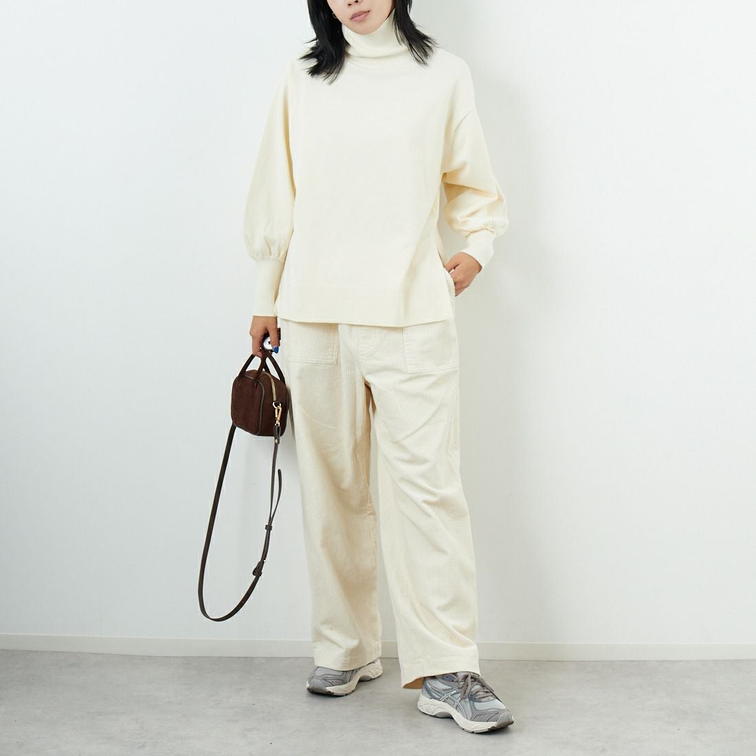 Jf Ready Made [ジェイエフレディメイド] スリットタートルネックニット [3106204] 104 ｵﾌｰ &&モデル身長：167cm 着用サイズ：F&&