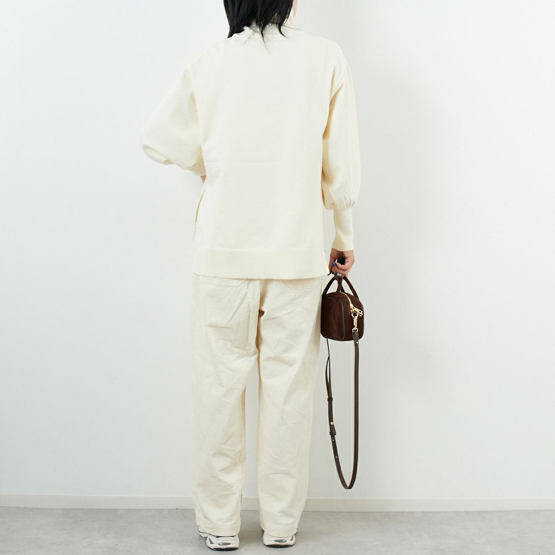 Jf Ready Made [ジェイエフレディメイド] スリットタートルネックニット [3106204] 104 ｵﾌｰ &&モデル身長：167cm 着用サイズ：F&&