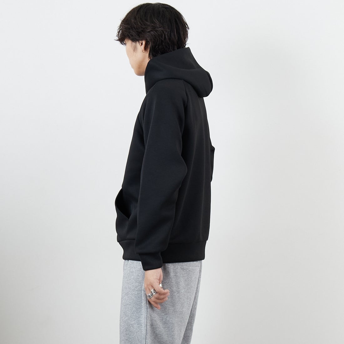 THE NORTH FACE [ザ ノースフェイス] テックエアースウェットフーディ [NT62583] K &&モデル身長：179cm 着用サイズ：M&&