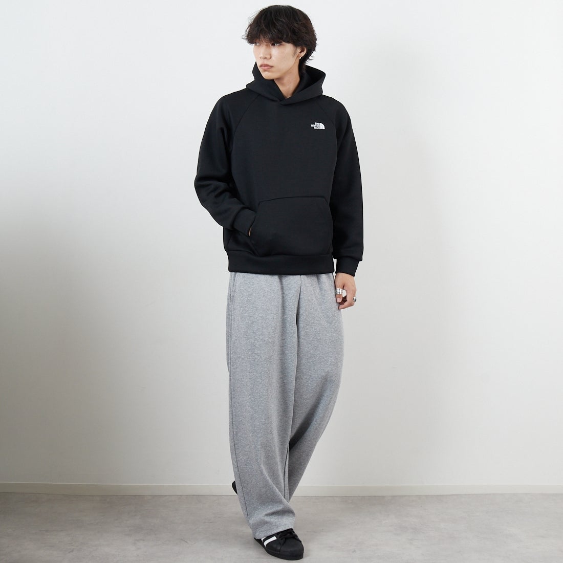 THE NORTH FACE [ザ ノースフェイス] テックエアースウェットフーディ [NT62583] K &&モデル身長：179cm 着用サイズ：M&&