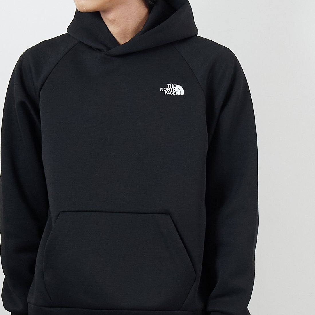 THE NORTH FACE [ザ ノースフェイス] テックエアースウェットフーディ [NT62583] K &&モデル身長：179cm 着用サイズ：M&&