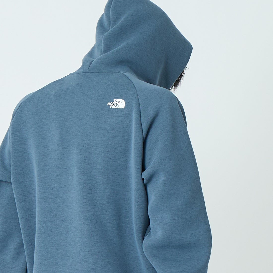 THE NORTH FACE [ザ ノースフェイス] テックエアースウェットフーディ [NT62583] SL &&モデル身長：179cm 着用サイズ：L&&