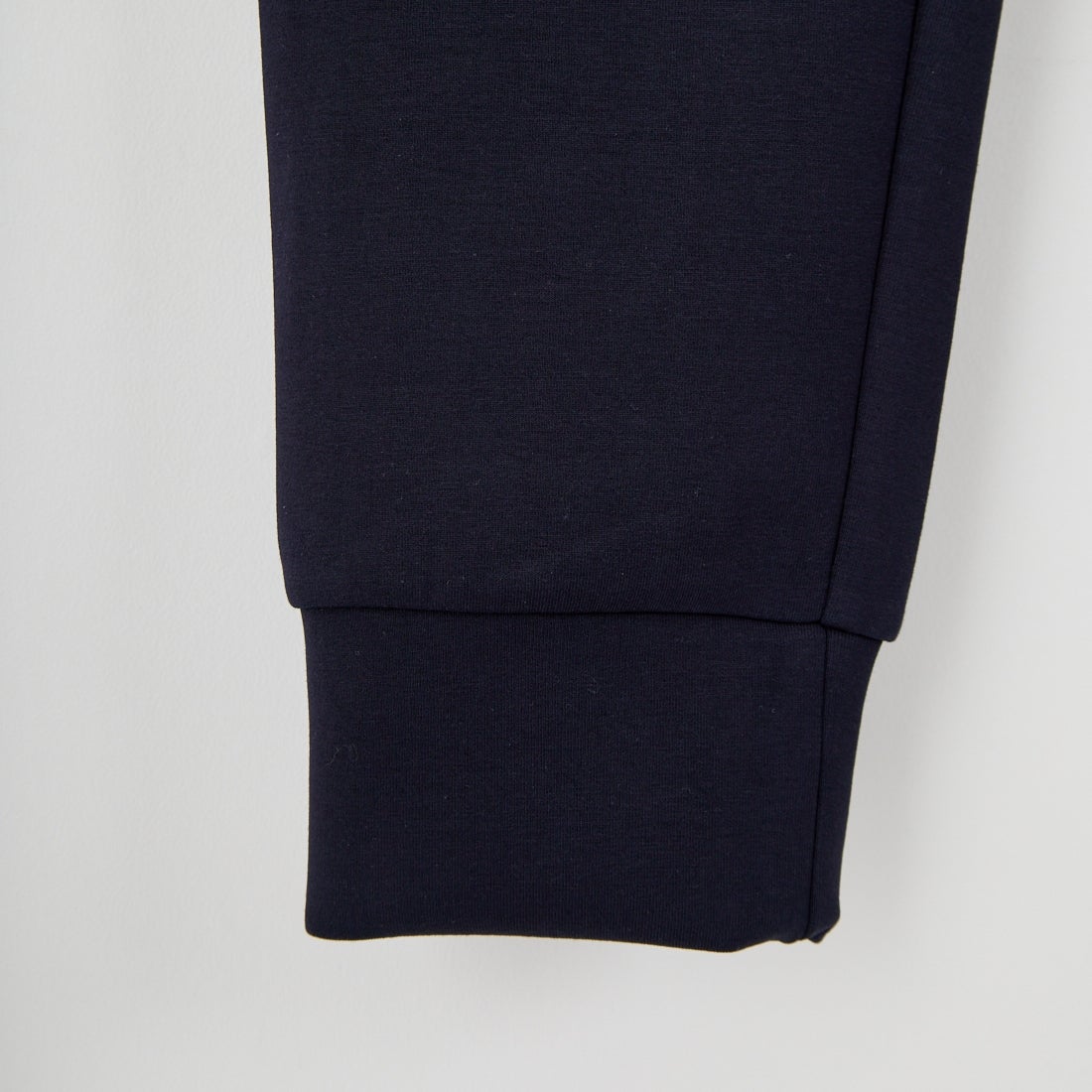 +phenix [プラスフェニックス] 別注 ダンボールニット ジョガーパンツ [POB-25080IN-JF] NAVY