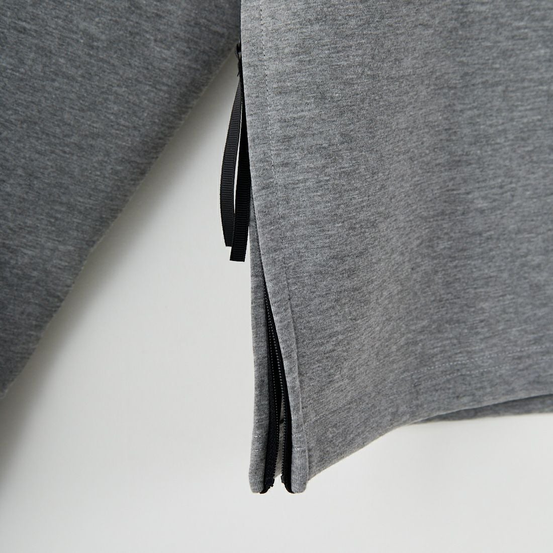 +phenix [プラスフェニックス] 別注 ダンボールニット サイドジップクルーネックスウェット [POO-25082IN-JF] GRAY