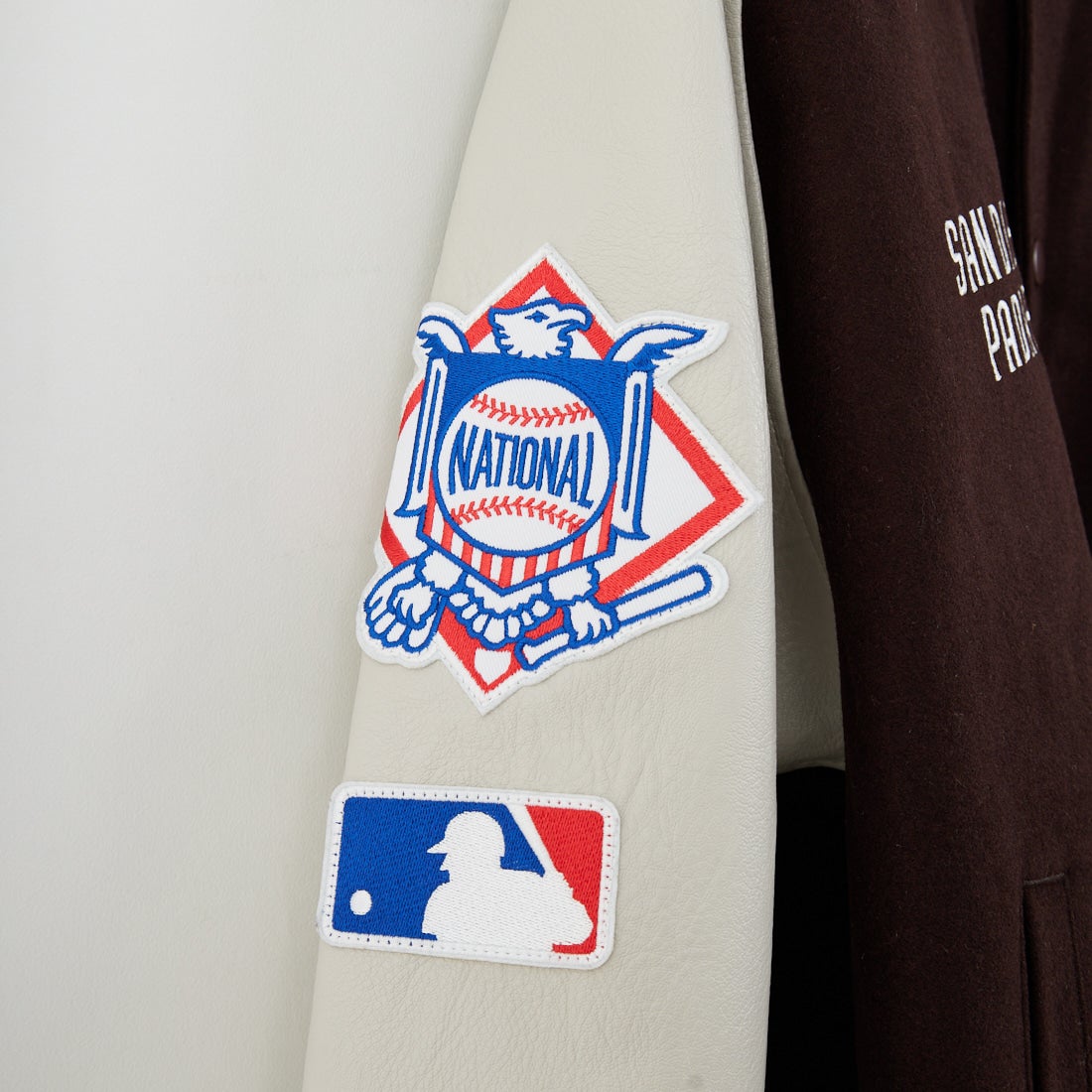 Fanatics [ファナティクス] 別注 MLBロゴワッペン メルトンスタジャン [ML2325FW0007-JF] BROWN SD