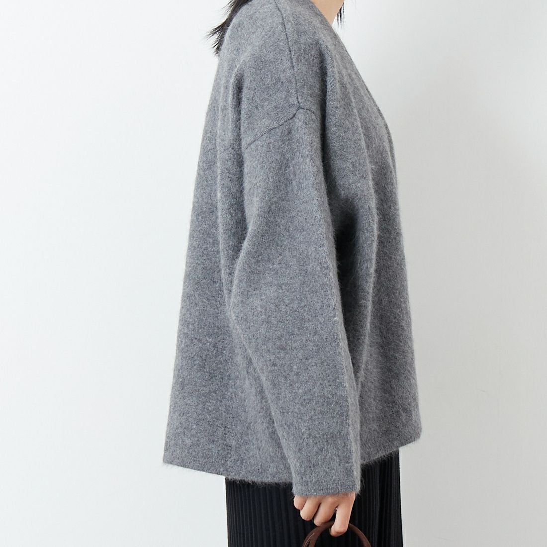 MICA&DEAL [マイカアンドディール] ラクーンデュアルカーディガン [0125308249] GRAY &&モデル身長：167cm 着用サイズ：F&&