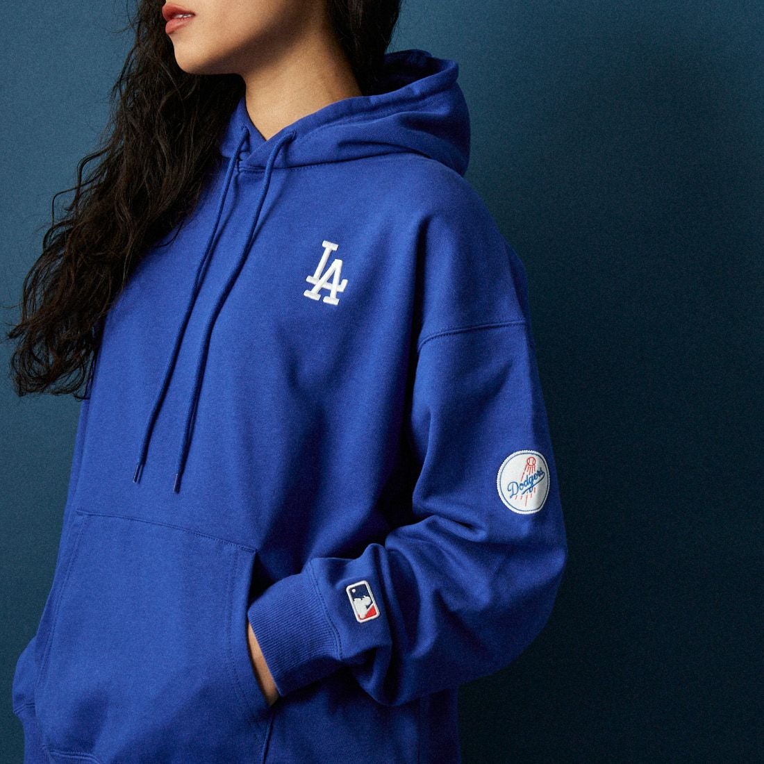 Fanatics [ファナティクス] 別注 MLBロゴ バックプリント スウェットパーカー [ML0625FW0006-JF] ROYAL LA