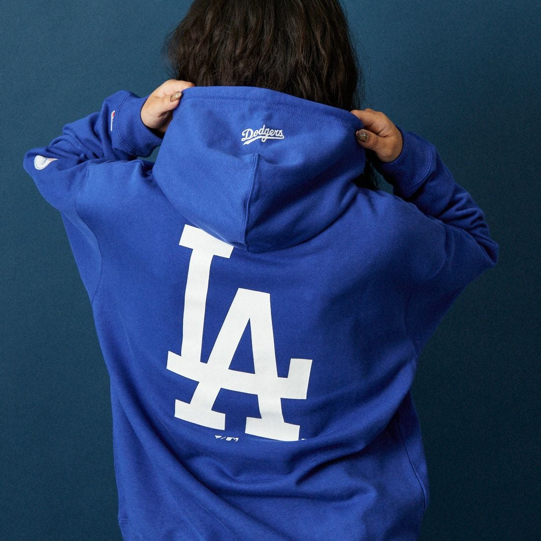 Fanatics [ファナティクス] 別注 MLBロゴ バックプリント スウェットパーカー [ML0625FW0006-JF] ROYAL LA