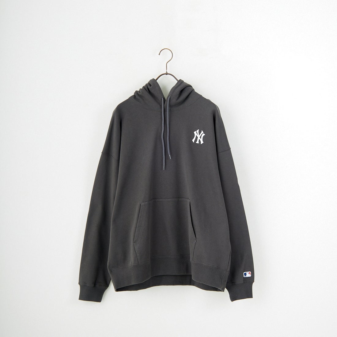 Fanatics [ファナティクス] 別注 MLBロゴ バックプリント スウェットパーカー [ML0625FW0006-JF] CHR NY