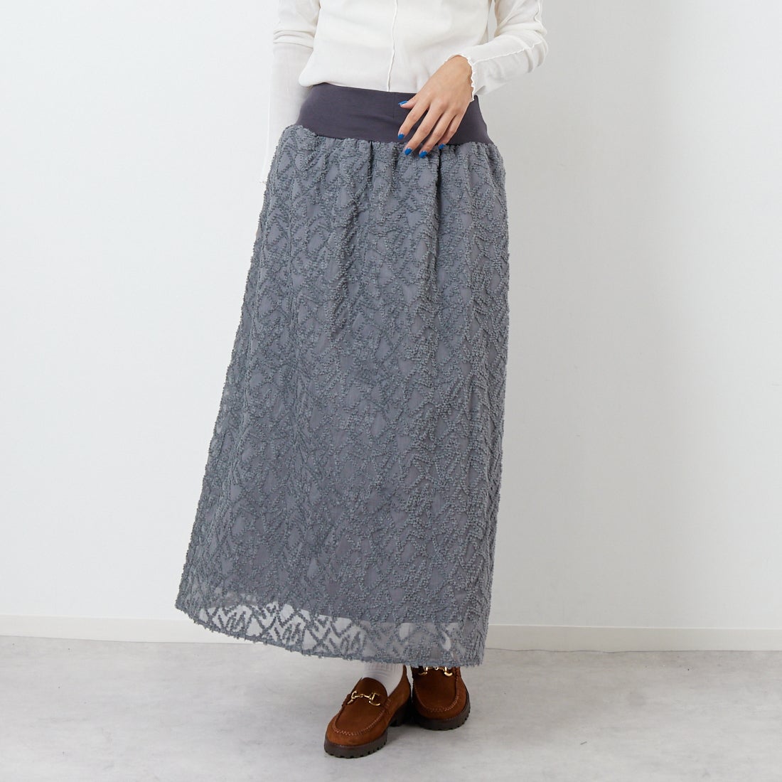 81 GRAY&&モデル身長：167cm 着用サイズ：36&&