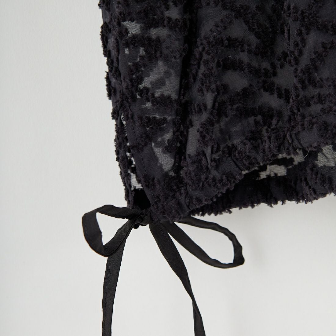 STELLA CIFFON [ステラシフォン] シアーカットジャガード クルーネックブラウス [ST3-26404] 80 BLACK