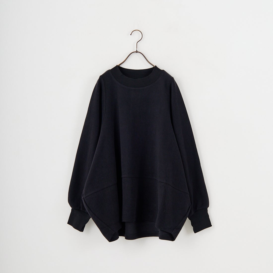 80 BLACK