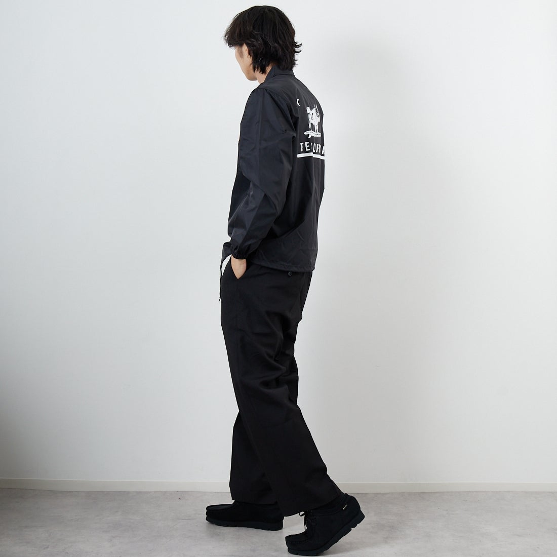 The Endless Summer [エンドレスサマー] カリフォルニアリパブリック コーチジャケット [SD-25774003] 01 BLACK &&モデル身長：179cm 着用サイズ：M&&