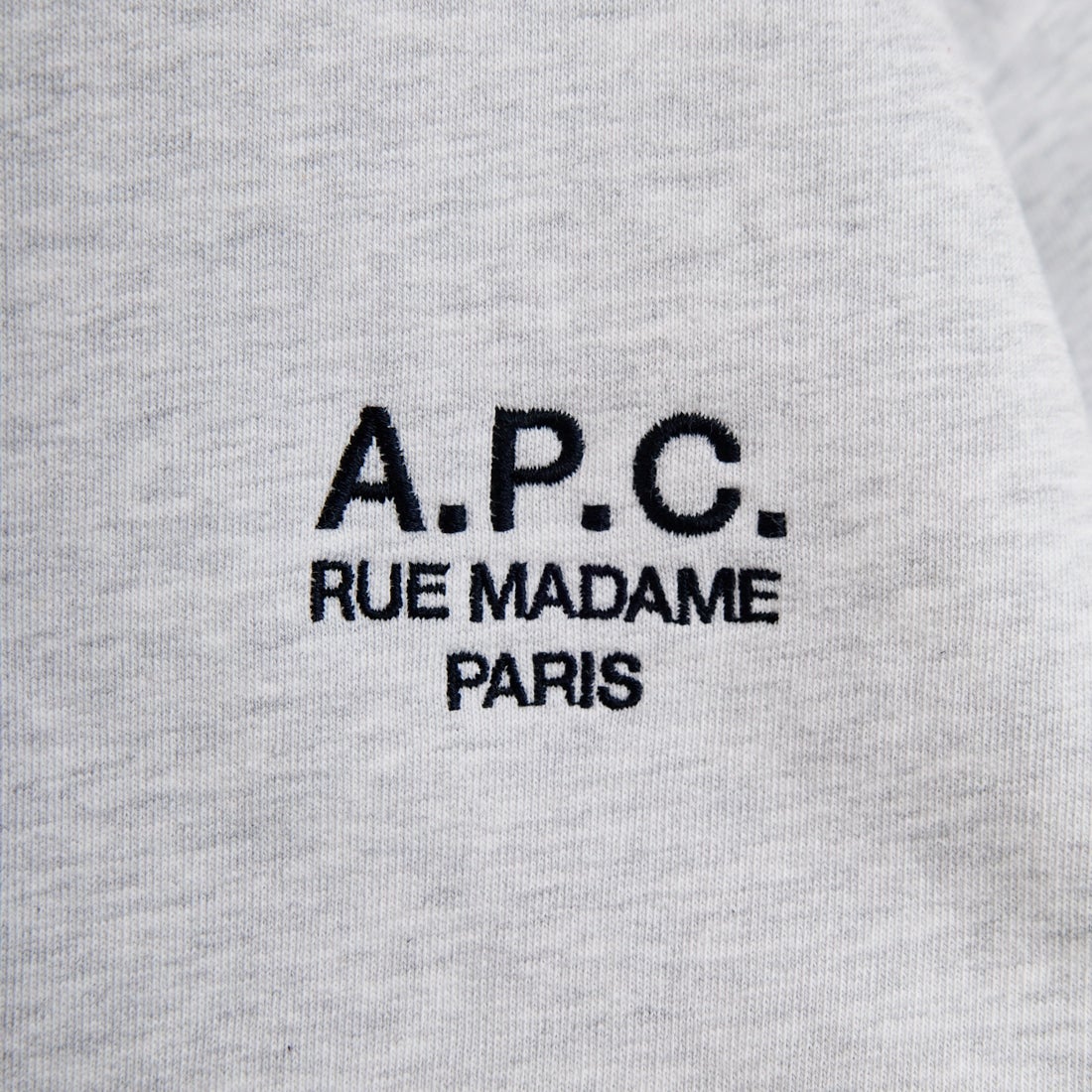 A.P.C. [アー・ペー・セー] APCロゴ刺繍 スウェットシャツ [STANDARD-RUE-MADAME] 92 GRIS